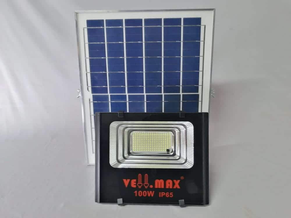 100 Watts Solar Floodlight With Remote Control — Buy CCTV Camera Kenya