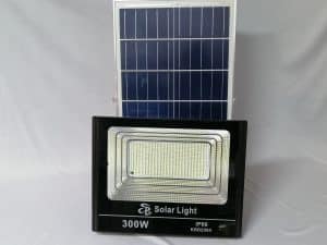 300 Watts Solar Floodlight With Remote Control
