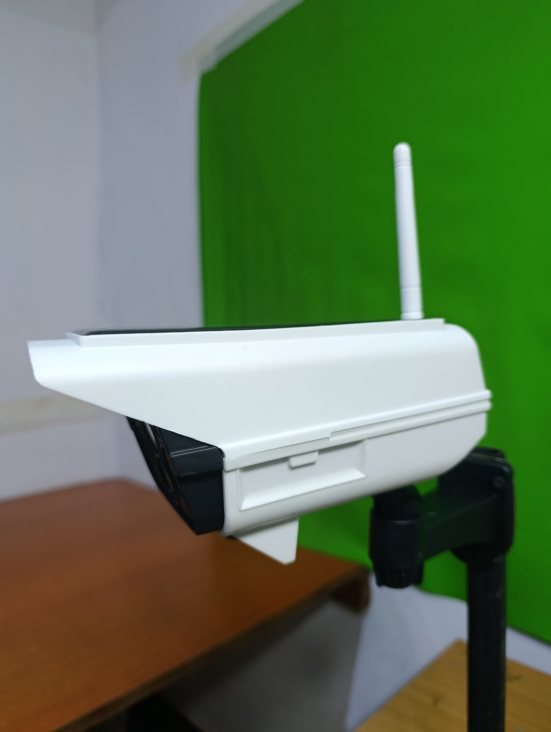4-Camera Solar Dummy CCTV Kit with Motion Floodlight